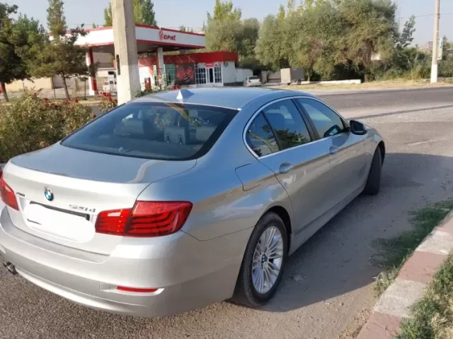 BMW 5 Series 520, 2014 1, avtobaza.tj