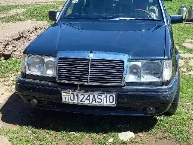 Mercedes-Benz W124, 1994 1, avtobaza.tj