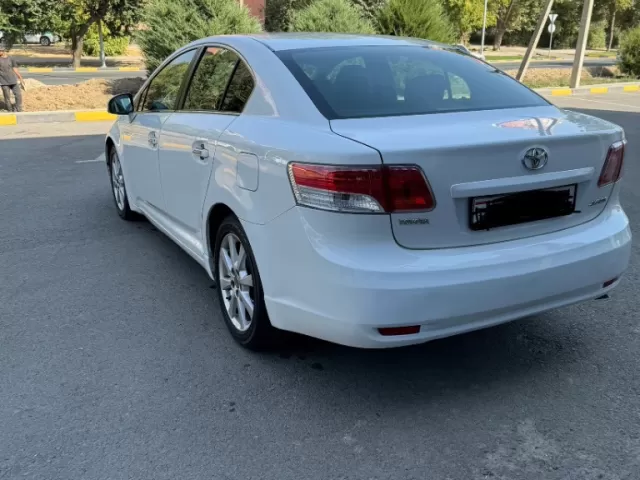 Toyota Avensis 1, avtobaza.tj