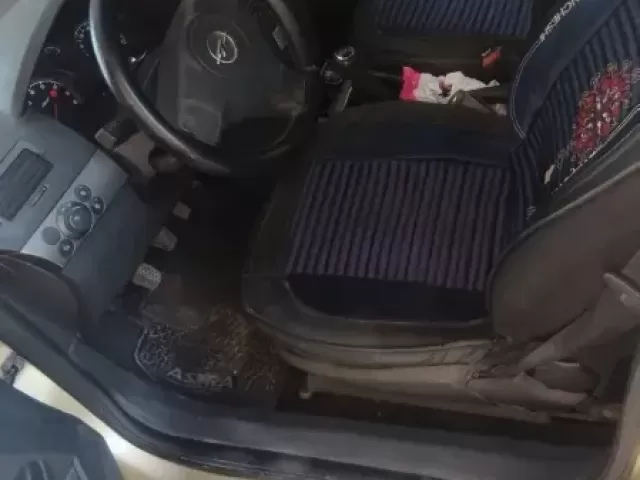 Opel Astra H, 2004 1, avtobaza.tj