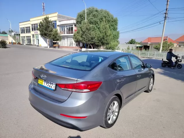 Hyundai Elantra, 2017 1, avtobaza.tj