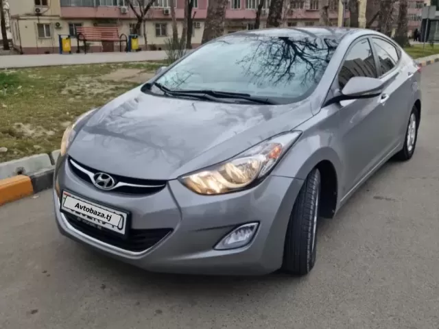 Hyundai Avante, 2013 1, avtobaza.tj