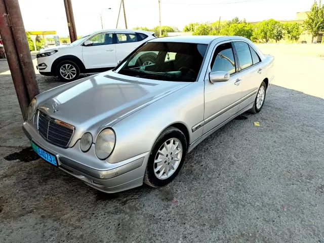 Mercedes-Benz E class 1, avtobaza.tj