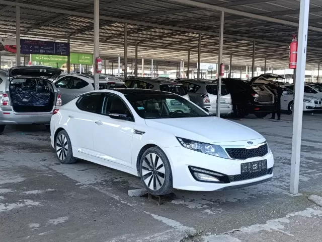 Kia K5, 2011 1, avtobaza.tj