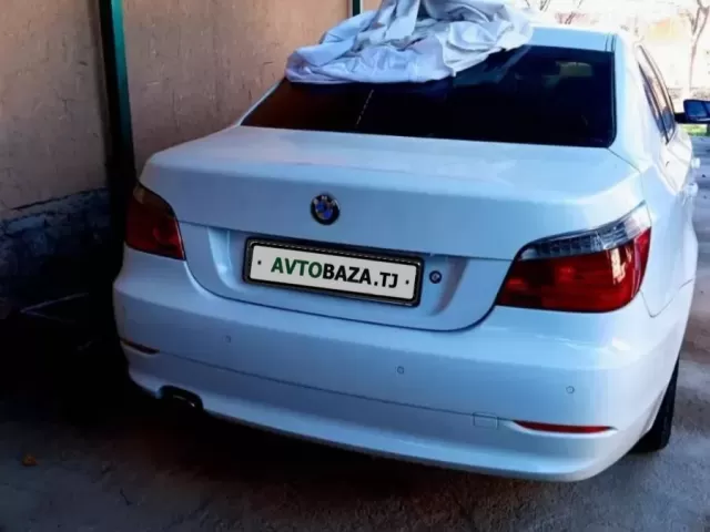 BMW 5 Series 520 1, avtobaza.tj