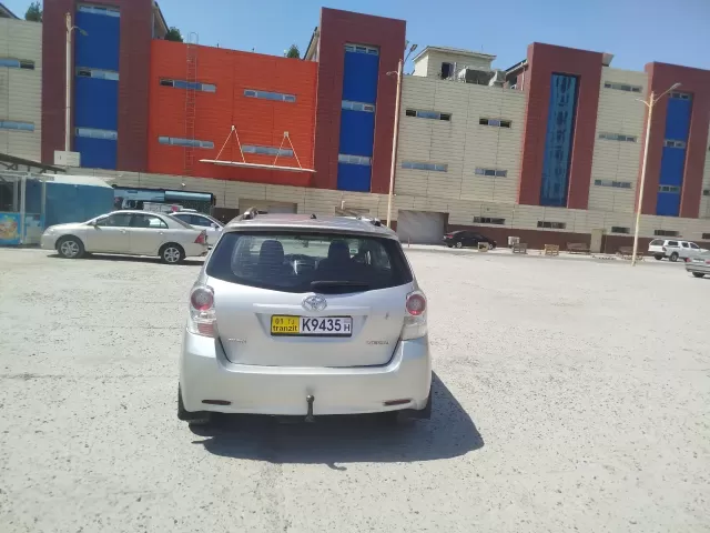 Toyota Verso, 2010 1, avtobaza.tj