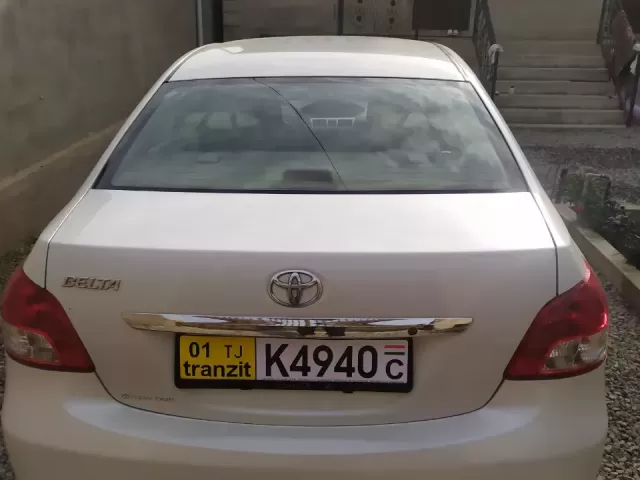 Toyota Belta 1, avtobaza.tj