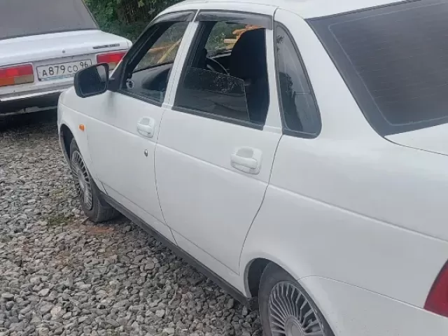 ВАЗ(Lada) Priora 1, avtobaza.tj