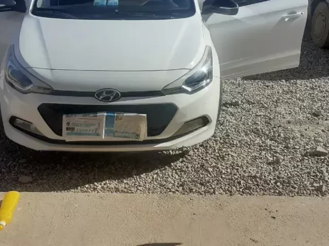 Hyundai i20 1, avtobaza.tj