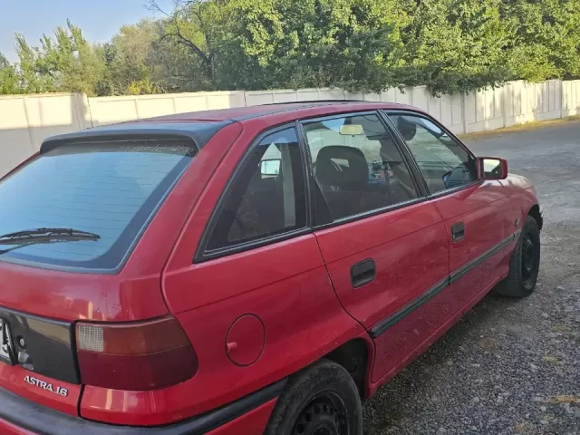 Opel Astra F 1, avtobaza.tj