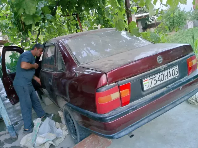 Opel Vectra A, 1992 1, avtobaza.tj