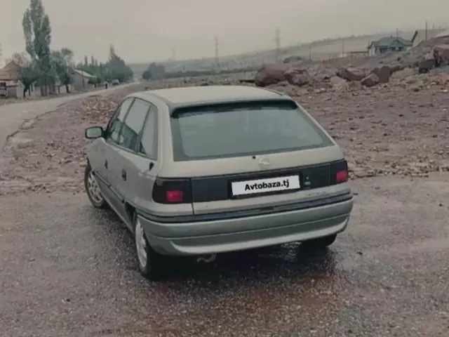 Opel Astra F 1, avtobaza.tj