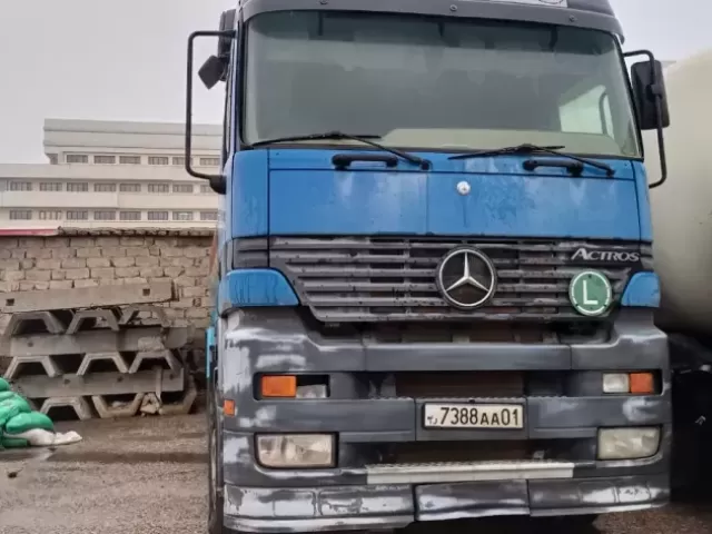 Бензовоз Mercedes-Benz, 2000 1, avtobaza.tj