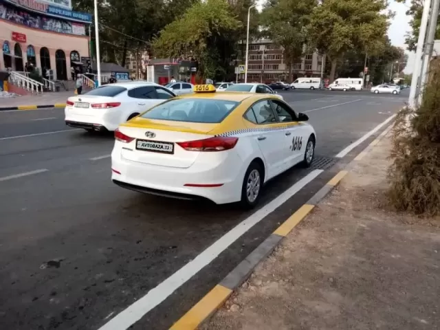 Hyundai Elantra 1, avtobaza.tj