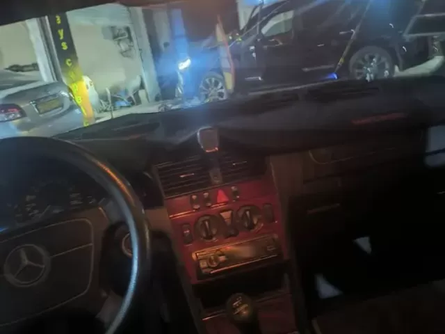 Mercedes-Benz C class, 1998 1, avtobaza.tj