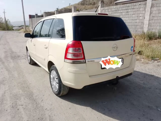 Opel Zafira, 2010 1, avtobaza.tj