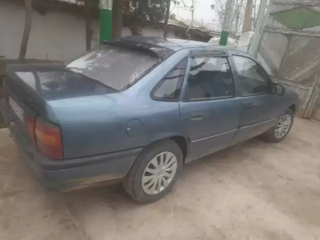 Opel Vectra A, 1990 1, avtobaza.tj