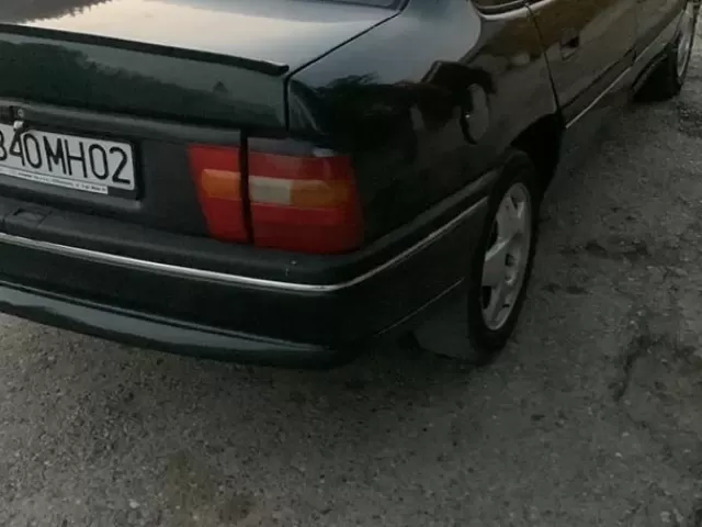 Opel Vectra A 1, avtobaza.tj