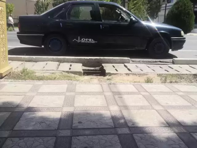 Opel Vectra A, 1993 1, avtobaza.tj Opel Vectra A, 1993 1, avtobaza.tj