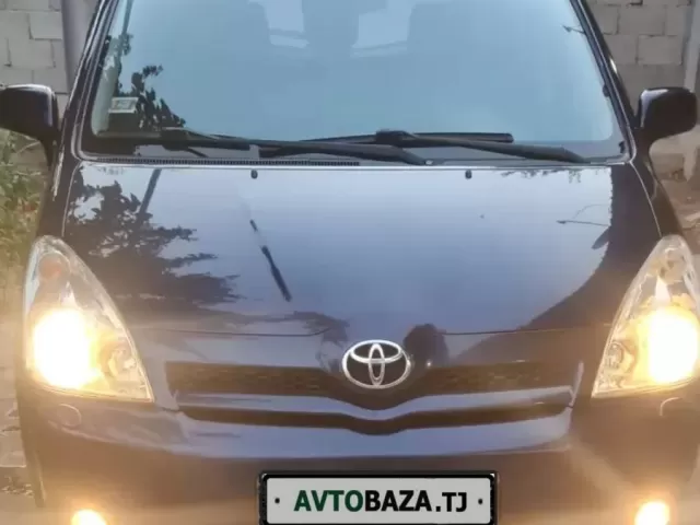 Toyota Corola Verso 1, avtobaza.tj