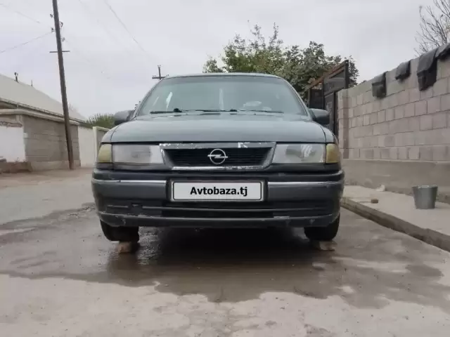 Opel Vectra A, 1995 1, avtobaza.tj