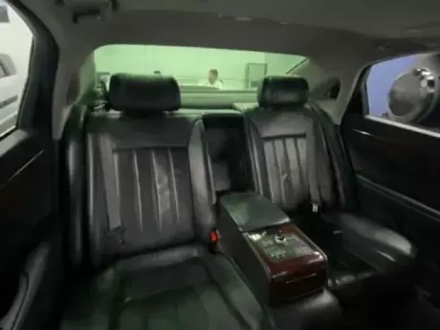 Hyundai Equus, 2010 1, avtobaza.tj