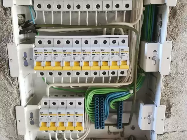 Услуги электрика 1, farmo.tj