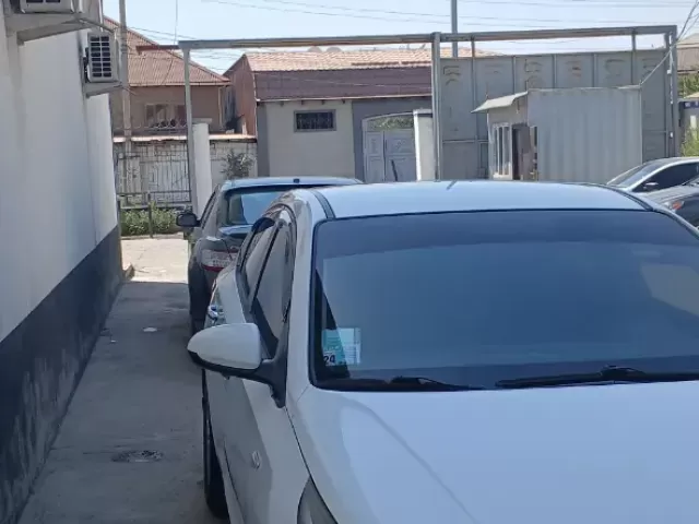 Hyundai Solaris, 2019 1, avtobaza.tj