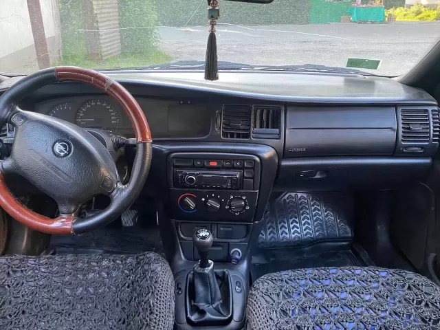Opel Vectra B 1, avtobaza.tj
