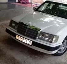 Mercedes-Benz W124, 1992 в Джалолиддина Балхи (Руми) 
