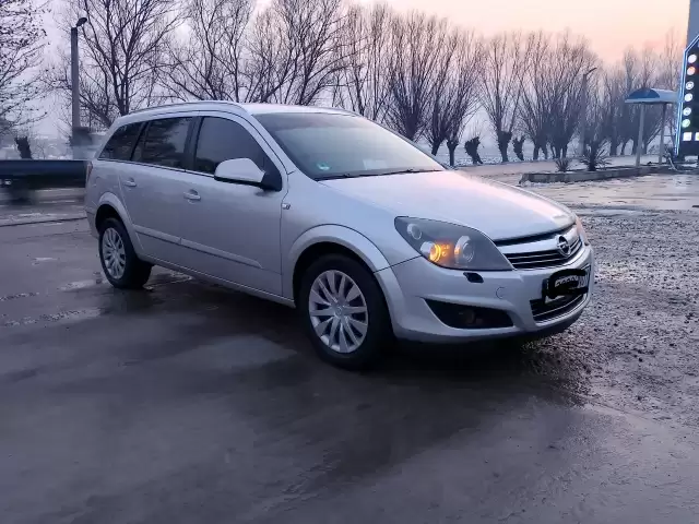 Opel Astra H, 2010 1, avtobaza.tj