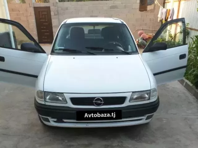 Opel Astra F 1, avtobaza.tj