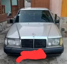 Mercedes-Benz W124, 1986 в Ашт 