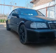 Mercedes-Benz C class, 2000 в Пяндж