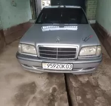 Mercedes-Benz C class, 1995 в Хамадани 