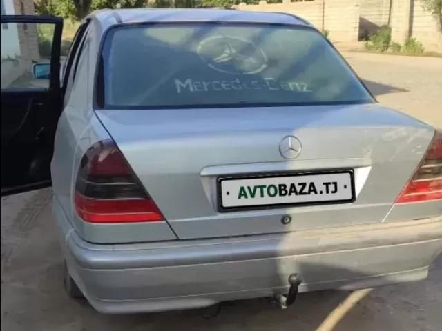 Mercedes-Benz W201 1, avtobaza.tj