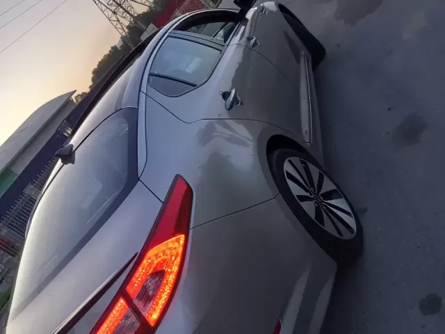 Kia K5, 2011 1, avtobaza.tj