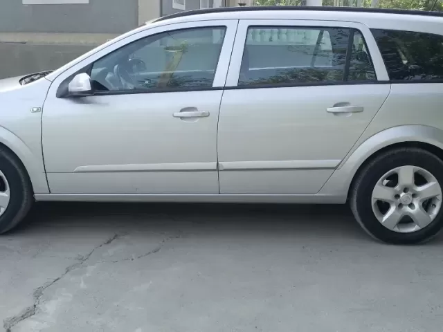 Opel Astra H 1, avtobaza.tj