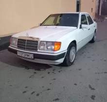 Mercedes-Benz W124, 1991 в Худжанд 