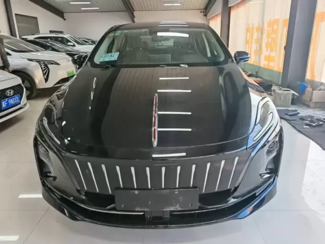 Hongqi E-QM5, 2024 1, avtobaza.tj