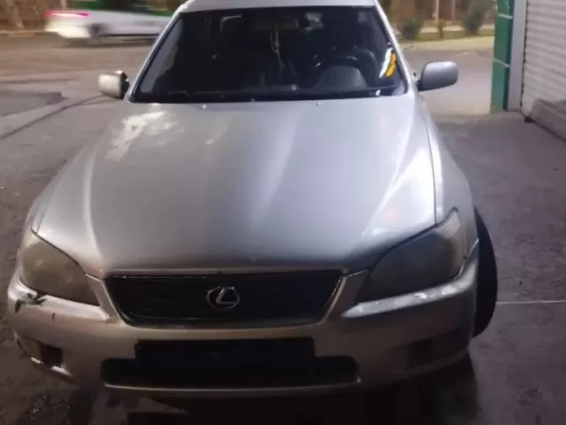 Lexus IS series, 2000 1, avtobaza.tj