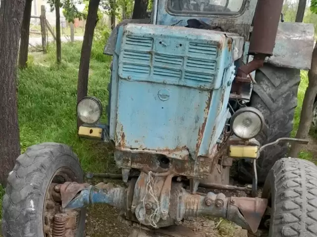 Трактор, 2000 1, avtobaza.tj