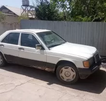 Mercedes-Benz W201, 1990 в Темурмалик 