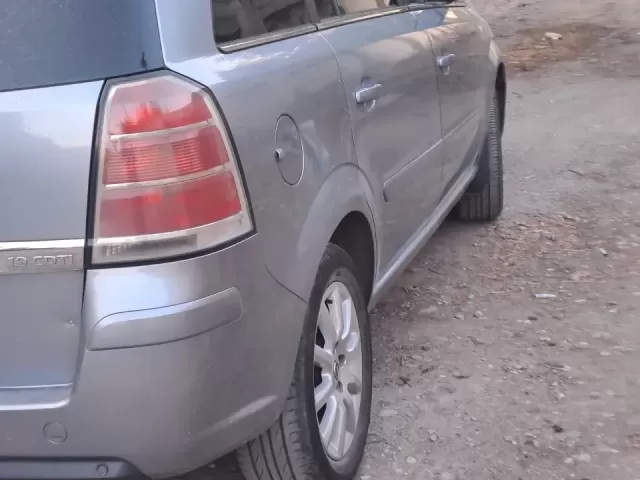 Opel Zafira 1, avtobaza.tj