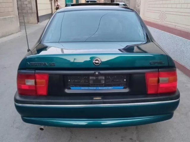 Opel Vectra A 1, avtobaza.tj