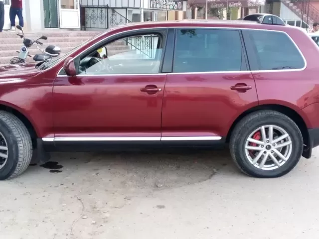 Volkswagen Touareg 1, avtobaza.tj