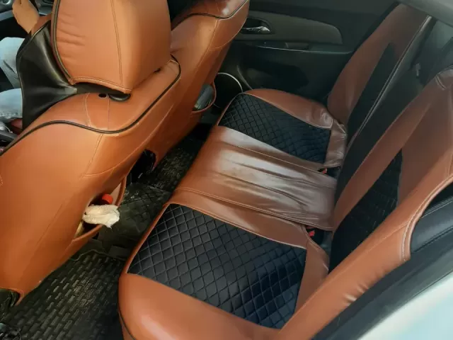 Chevrolet Cruze, 2010 1, avtobaza.tj