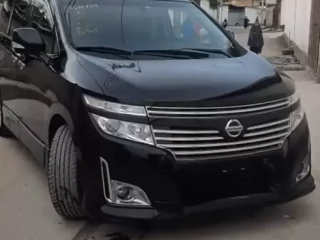 Nissan Elgrand 1, avtobaza.tj