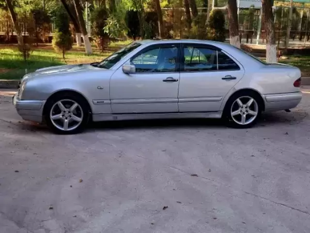 Mercedes-Benz E class, 1996 1, avtobaza.tj