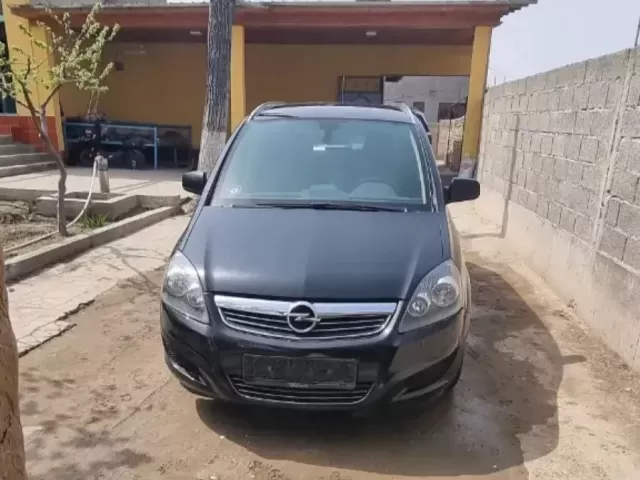 Opel Zafira, 2014 1, avtobaza.tj